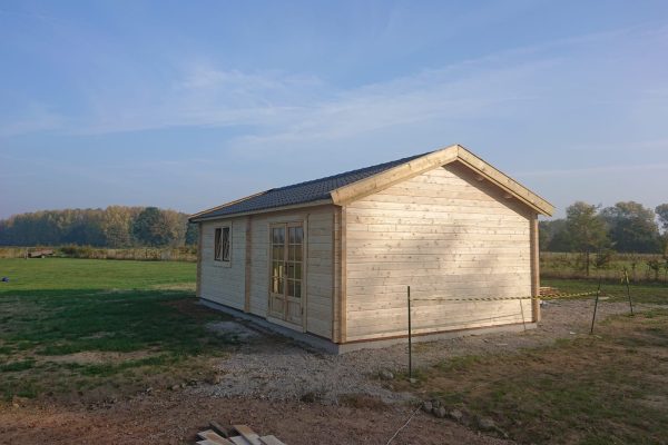 90mm-blokhut-zadeldak